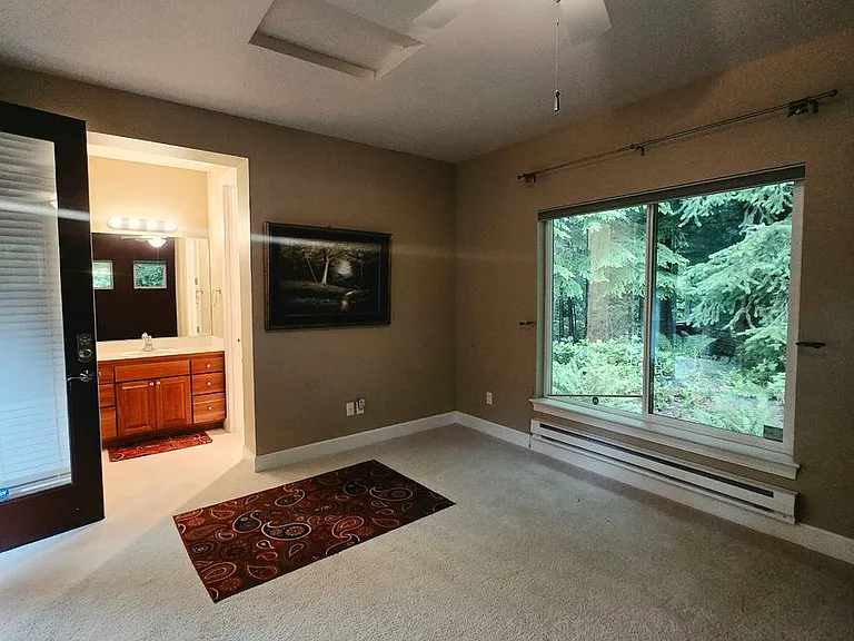 81 Mount Constance Way — Photo 33
