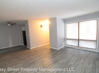 2925 Dubuque St #1, Davenport, IA 52803