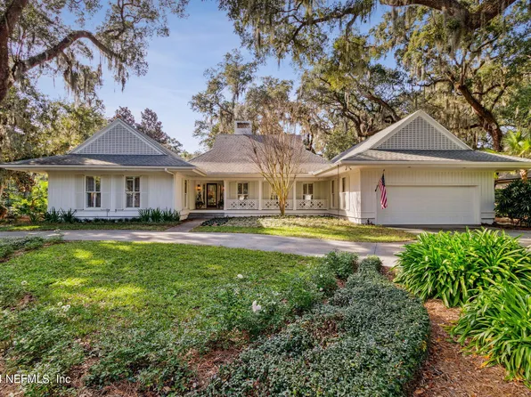 17 RED MAPLE Road, Fernandina Beach, FL 32034