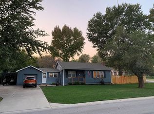 500 SE Browning Ave, Lees Summit, MO 64063
