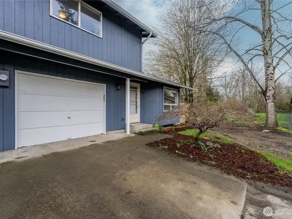 120 W Lewis Avenue, Gold Bar, WA 98251