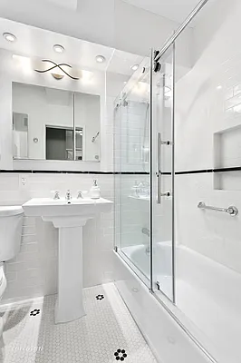 Sold by Corcoran | media 4