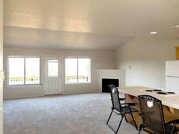 2nd image of 201 SW Ocean Beach Blvd #K-11