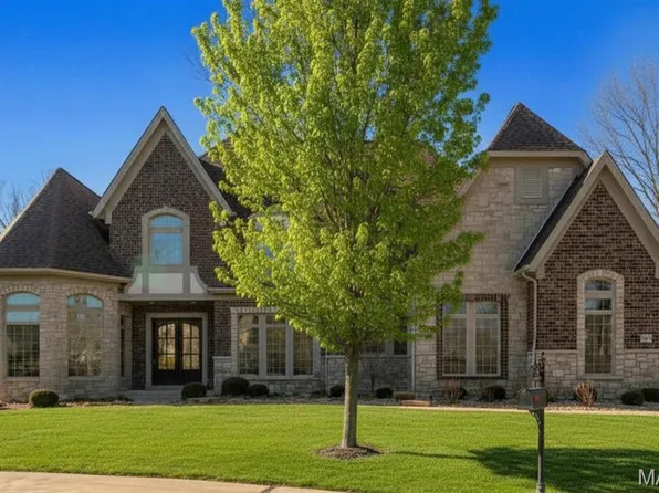 1401 Fox Hill Farms Ct, Chesterfield, MO 63005