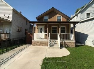 330 Elliott St W, Windsor, ON N9A5Z1