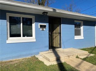 305 Mistletoe St, Petersburg, VA 23803