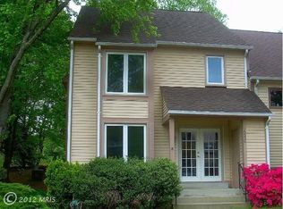 10036 Beacon Pond Ln, Burke, VA 22015