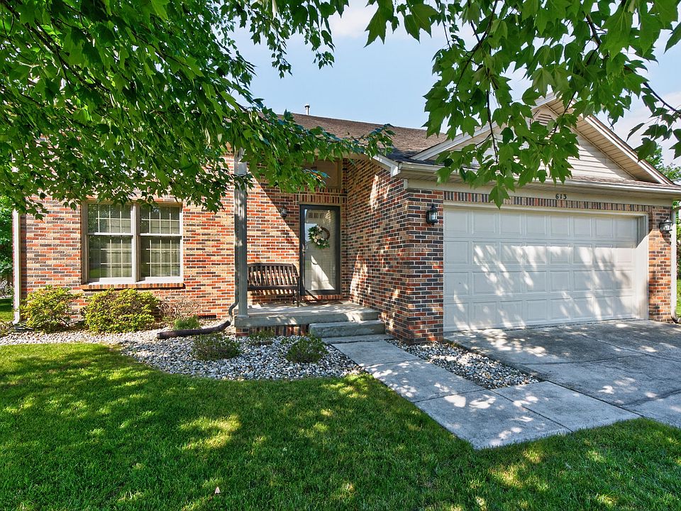 1st image of 613 Applegrove Dr