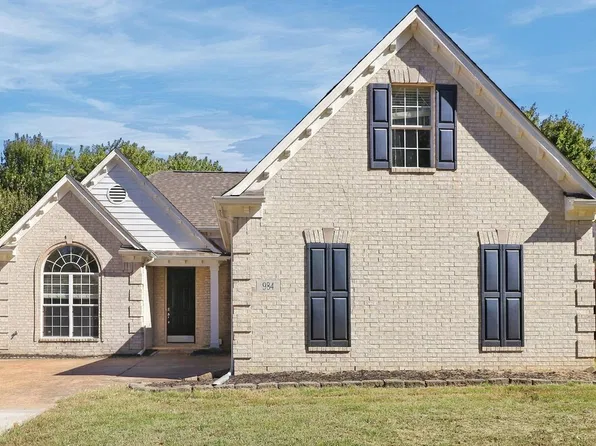 984 Cully Rd, Cordova, TN 38018