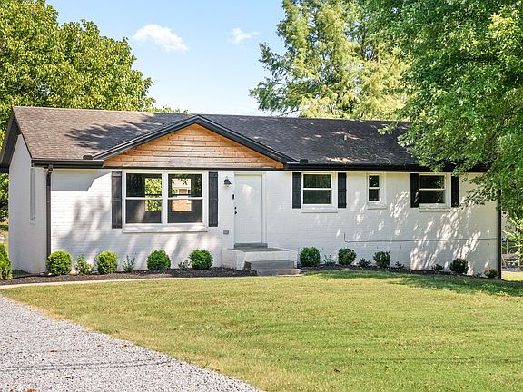 2nd image of 2027 Basham Ln