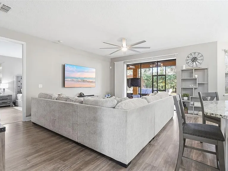 119 Elissar Dr — Photo 17