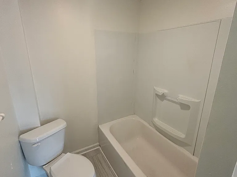 383 Wabash St #2 — Photo 10