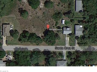 534 Santa Cruz St, North Fort Myers, FL 33903