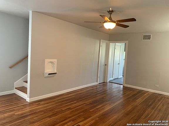 2nd image of 907 Donaldson Ave #3
