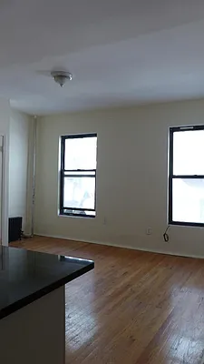 Rented by Immac Realty | media 35