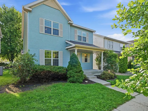 1587 Don Simon Dr, Sun Prairie, WI 53590