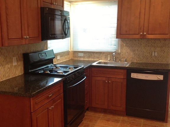 2nd image of 5960 Sampson Blvd