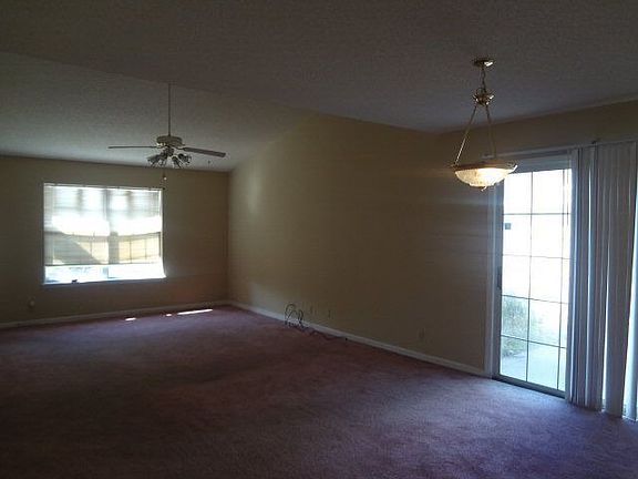 5th image of 249 Sandalwood Cir