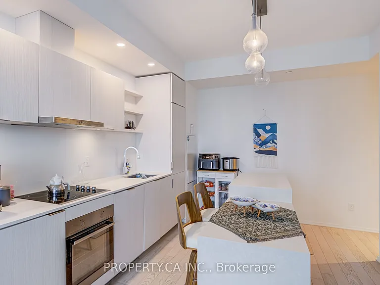 16 Bonnycastle St #2311 — Photo 5