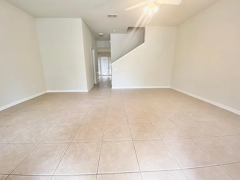 7718 Fairgrove Ave — Photo 4