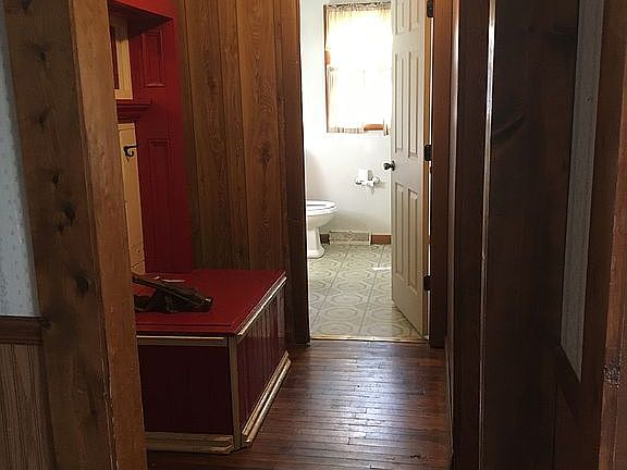 Hallway- into the bathroom