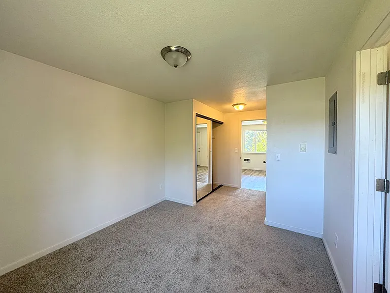 North Highland Court — Photo 41