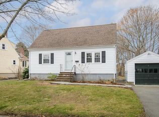 16 Auburn Rd, Beverly, MA 01915