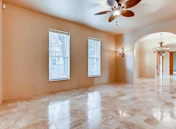 5th image of 1001 Southern Dr