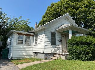 472 Seneca Rd, Rochester, NY 14622