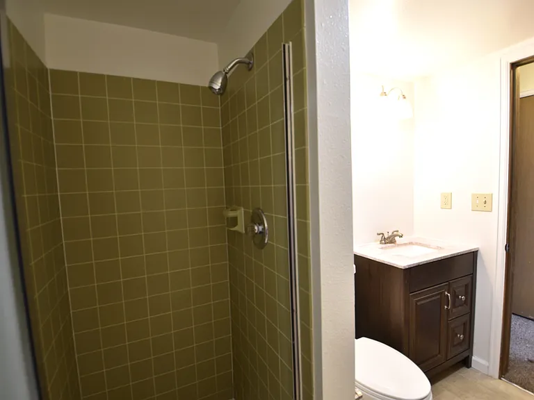 2643 Sherwood Cir — Photo 27