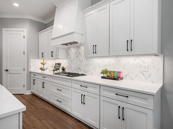5th image of 5487 Cove Haven St