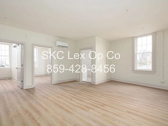 3rd image of 139 N Main St #B