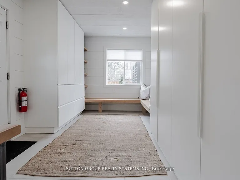47 Nelson St — Photo 5