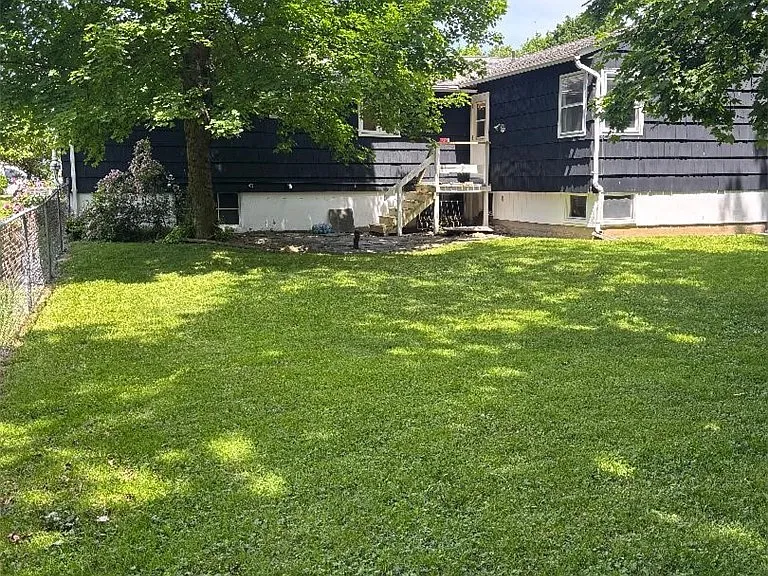 110 Brentwood Dr — Photo 11