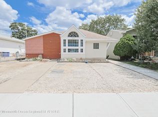 554 Crestview Ter, Point Pleasant Beach, NJ 08742