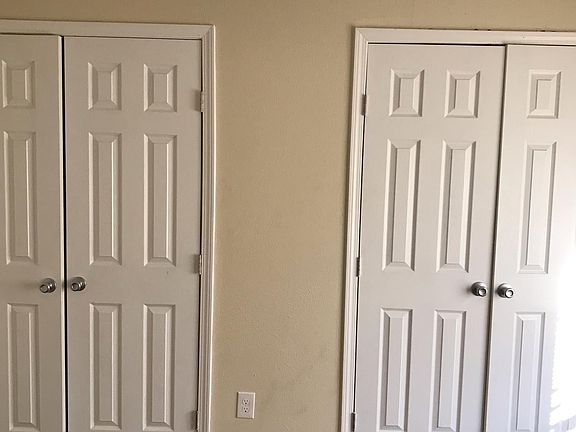 His and hers closets in masterl