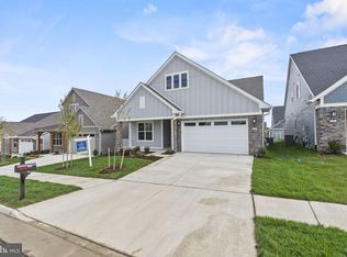 133 Cowbird St, Lake Frederick, VA 22630