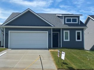 15124 Goldenrod Dr, Urbandale, IA 50323