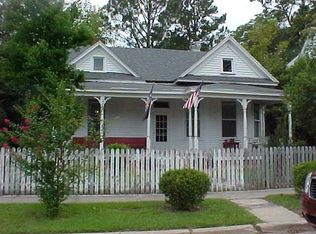 402 Mitchell St, Kinston, NC 28501