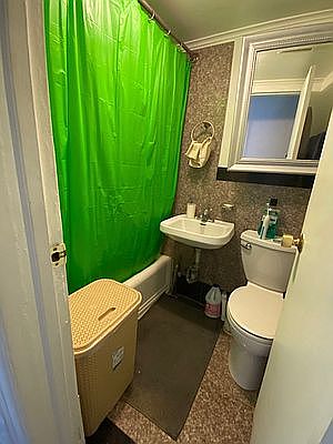 4th image of 25-40 35th St #2