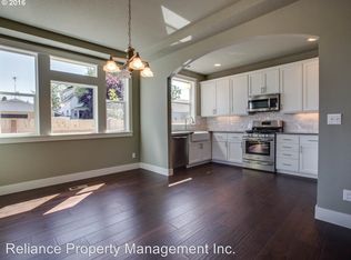 8115 N Hudson St, Portland, OR 97203