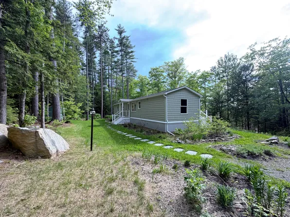 75 Foster Lane, Belgrade, ME 04917