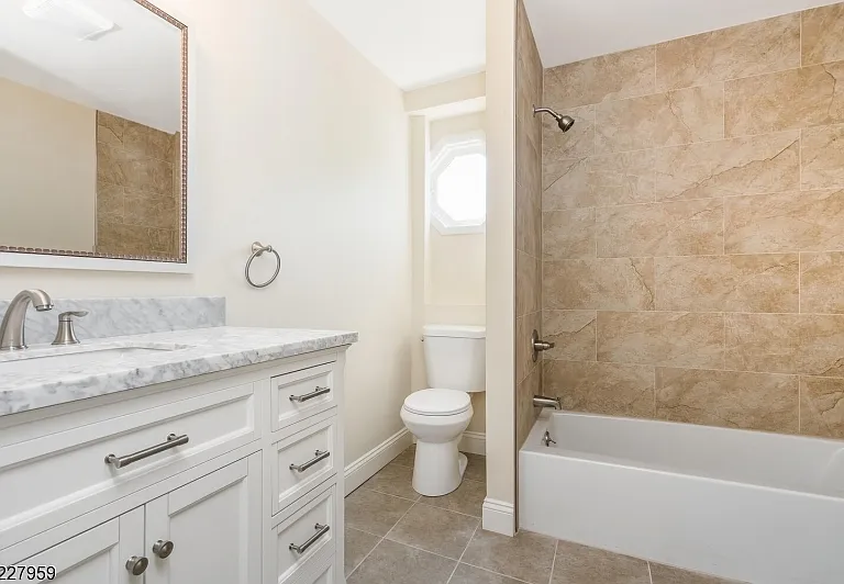 13 Maple St #15A — Photo 12