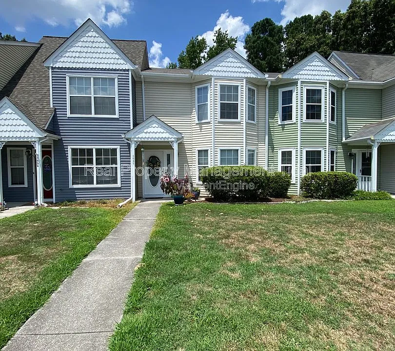 105 Heather Way #C