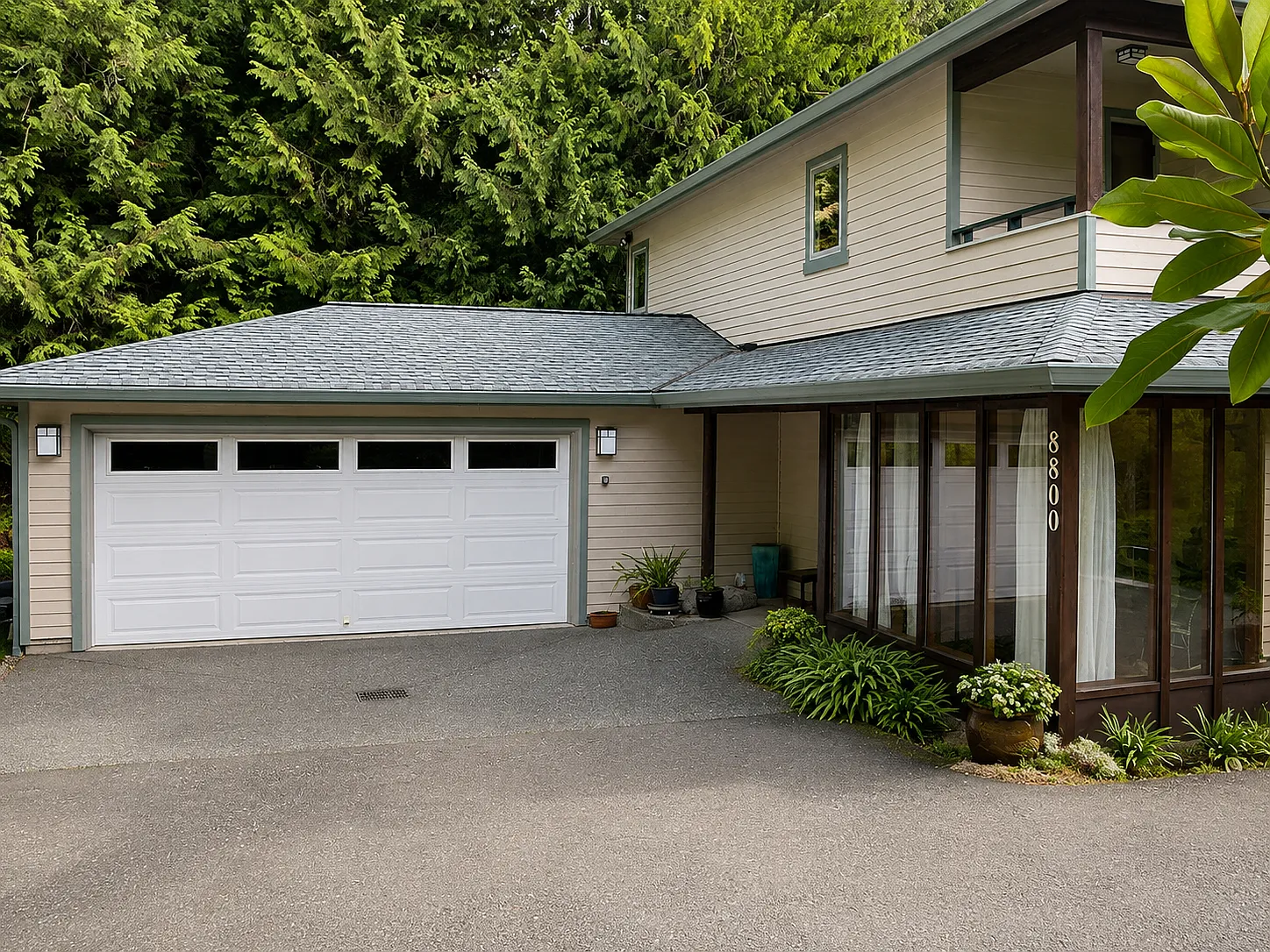 2 bed, 1768 sqft, $4,400 — Photo 1