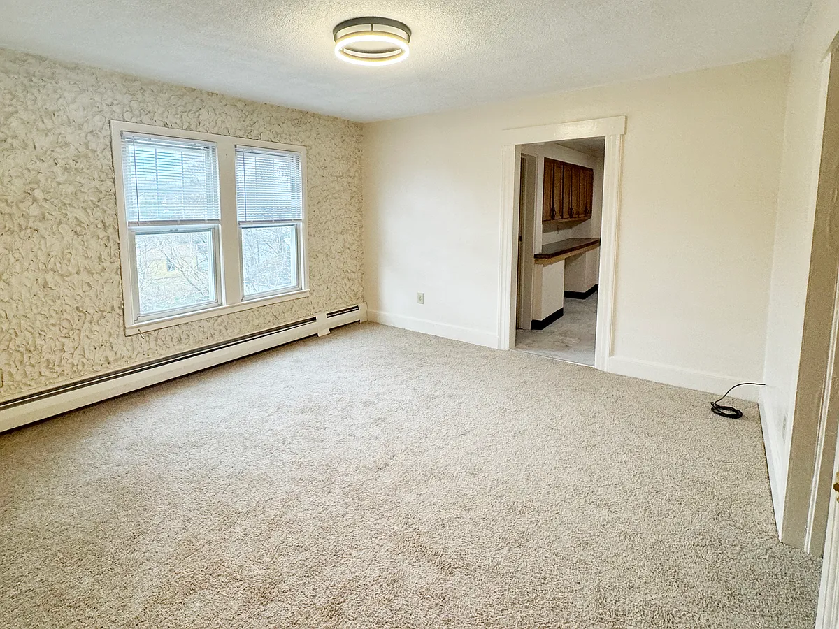 Building Photo - 44 Cleveland Ave #3