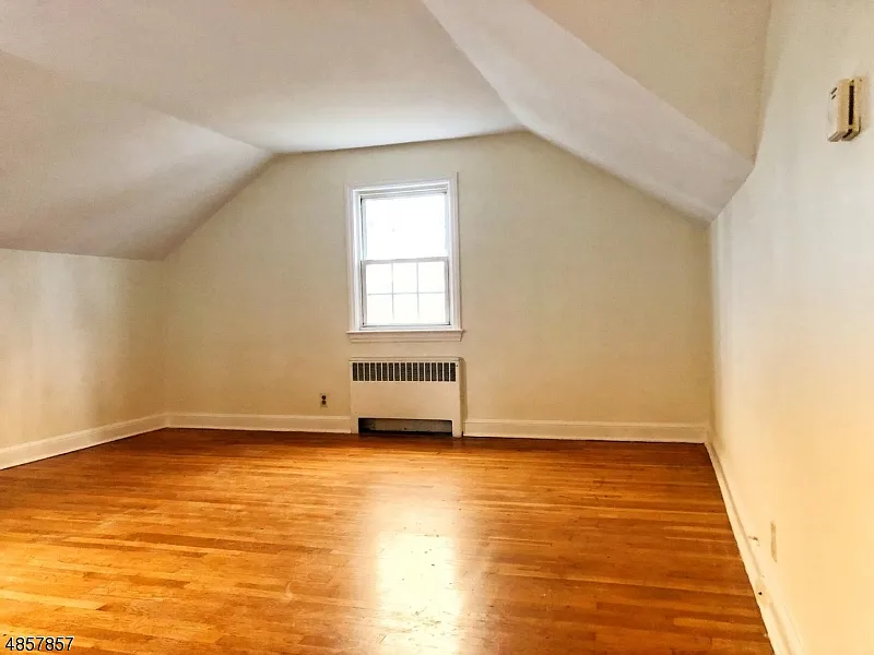 1 bed, 1.0 bath, $1,650 — Photo 1