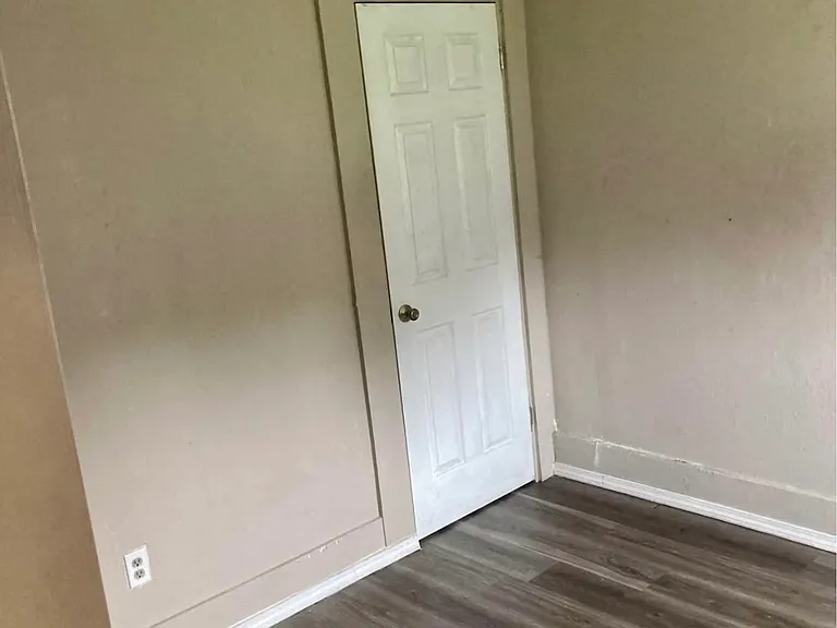 610 E Oak St #610 — Photo 7