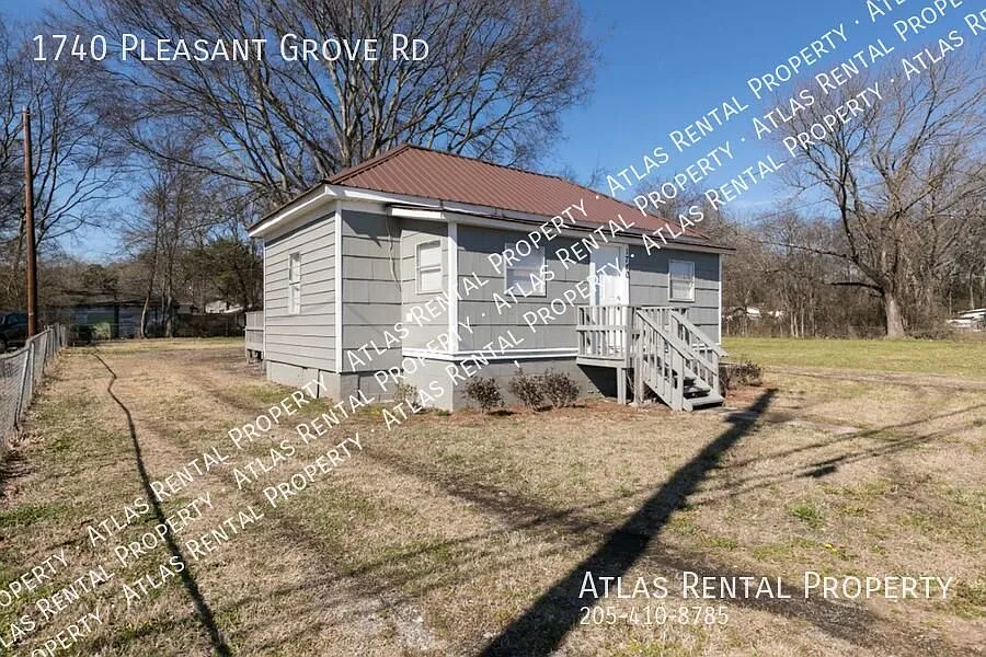 Renovated 2BR Beauty on Pleasant Grove Rd Modern Finishes & Appliances Included — Photo 3