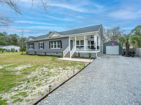 164 Albacore Rd, Bonneau, SC 29431